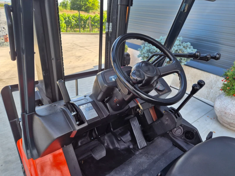 Мотокар Toyota 2.5 тона / ИЗРАВНИТЕЛ / ПАРНО /ПЕРФЕКТЕН !, снимка 11 - Индустриална техника - 49458933