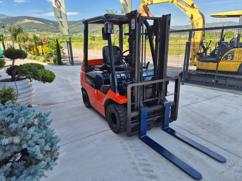 Мотокар Toyota 2.5 тона / ИЗРАВНИТЕЛ / ПАРНО /ПЕРФЕКТЕН !, снимка 7 - Индустриална техника - 49458933