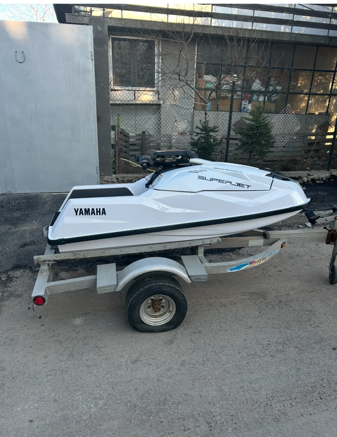 Джет Yamaha Superjet 2022 , снимка 3 - Воден транспорт - 53921411