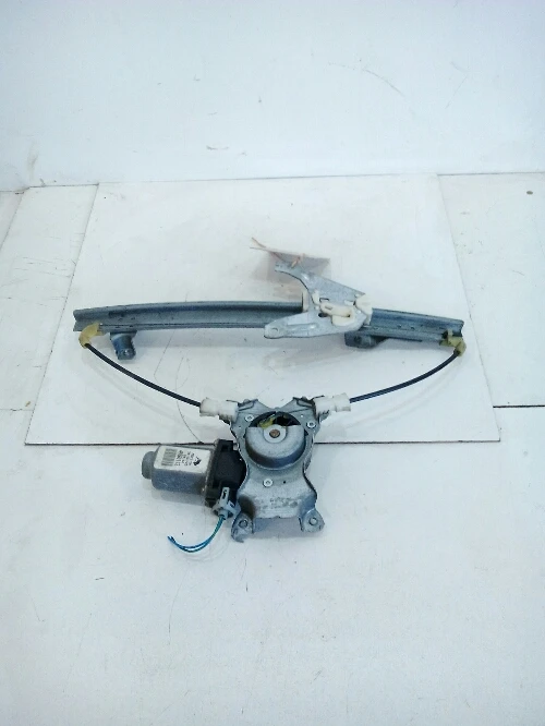 Ел.машинка стъкло задна лява Нисан Примера,стъклоповдигач