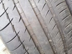Гуми Зимни 255/40R17, снимка 4