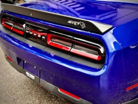 Dodge Challenger SRT Hellcat RWD, снимка 12