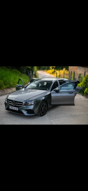 Mercedes-Benz E 220, снимка 13