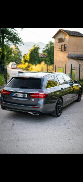 Mercedes-Benz E 220, снимка 14