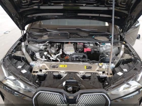 BMW iX xDrive45, снимка 10
