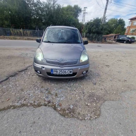 Toyota Yaris verso, снимка 1