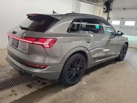 Audi E-Tron PROGRESSIV * 360 КАМЕРИ* ПАНОРАМА* CARFAX * , снимка 3 - Автомобили и джипове - 53648201