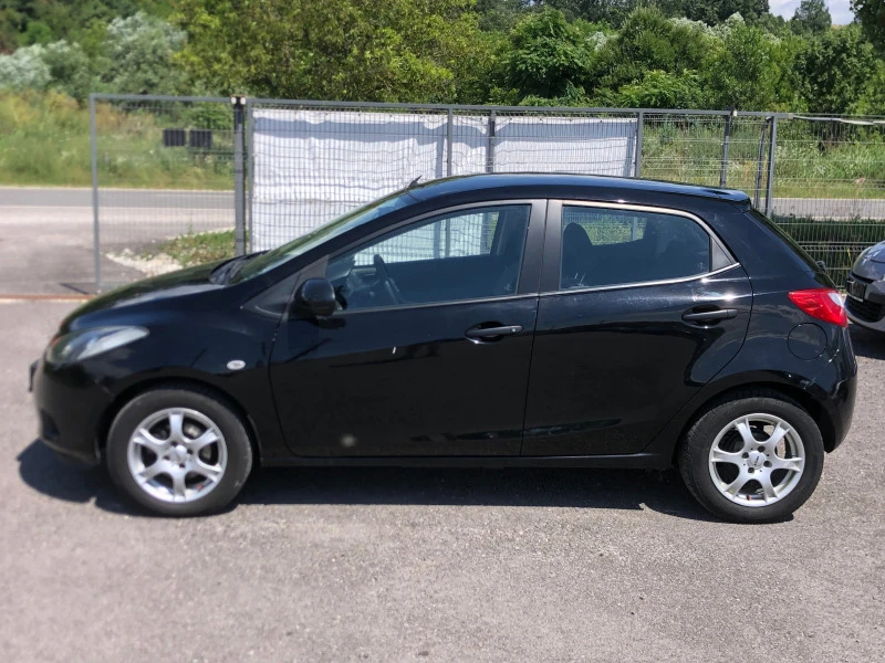 Mazda 2 1.3i Face * CLIMA* , снимка 2 - Автомобили и джипове - 40670310