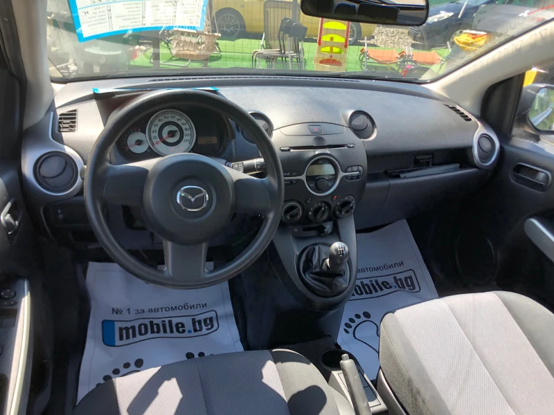 Mazda 2 1.3i Face * CLIMA* , снимка 9 - Автомобили и джипове - 40670310