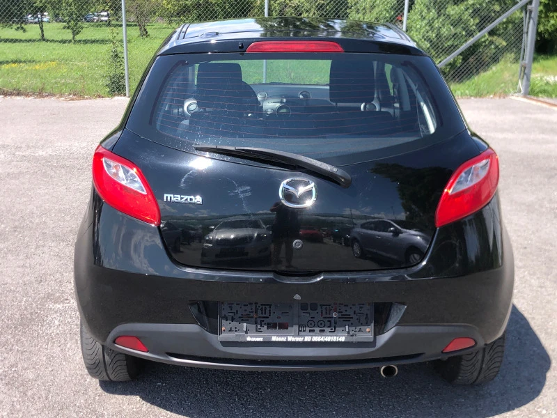 Mazda 2 1.3i Face * CLIMA* , снимка 4 - Автомобили и джипове - 40670310