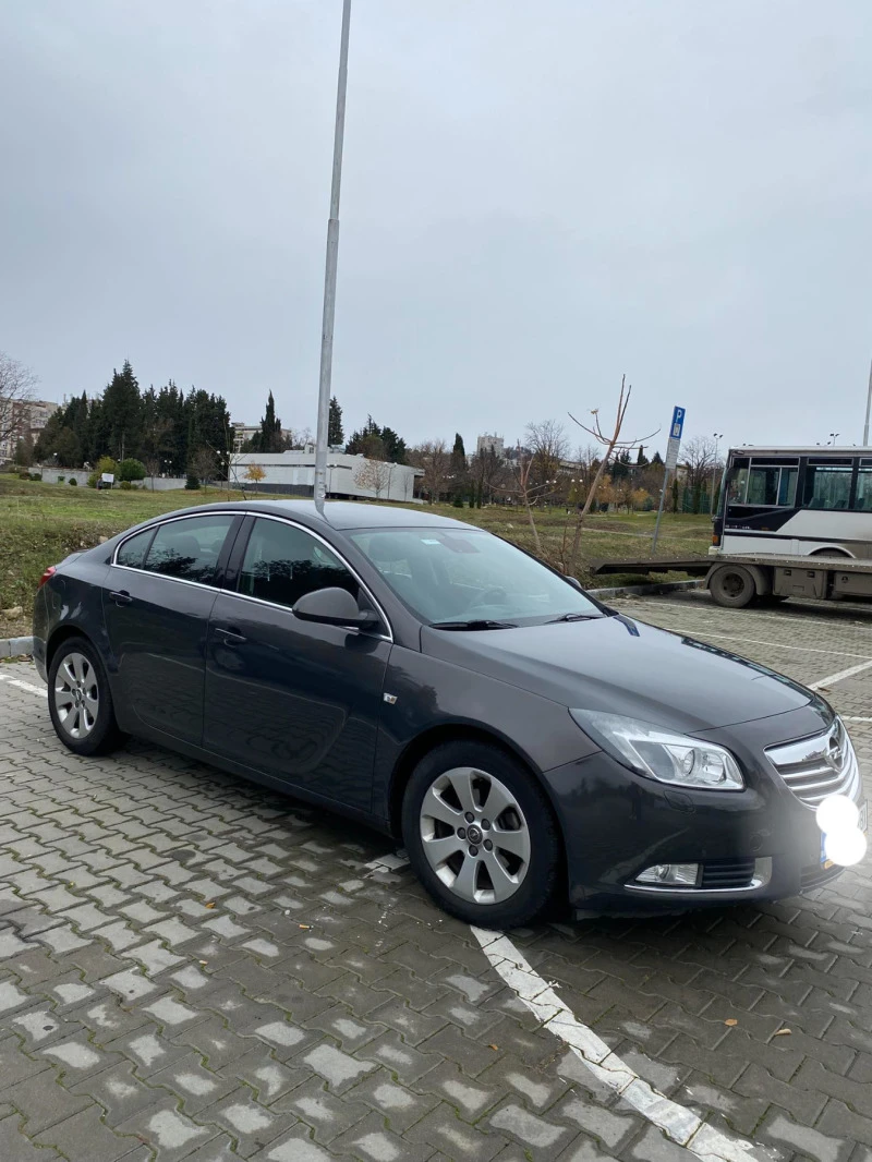 Opel Insignia, снимка 3 - Автомобили и джипове - 47382770