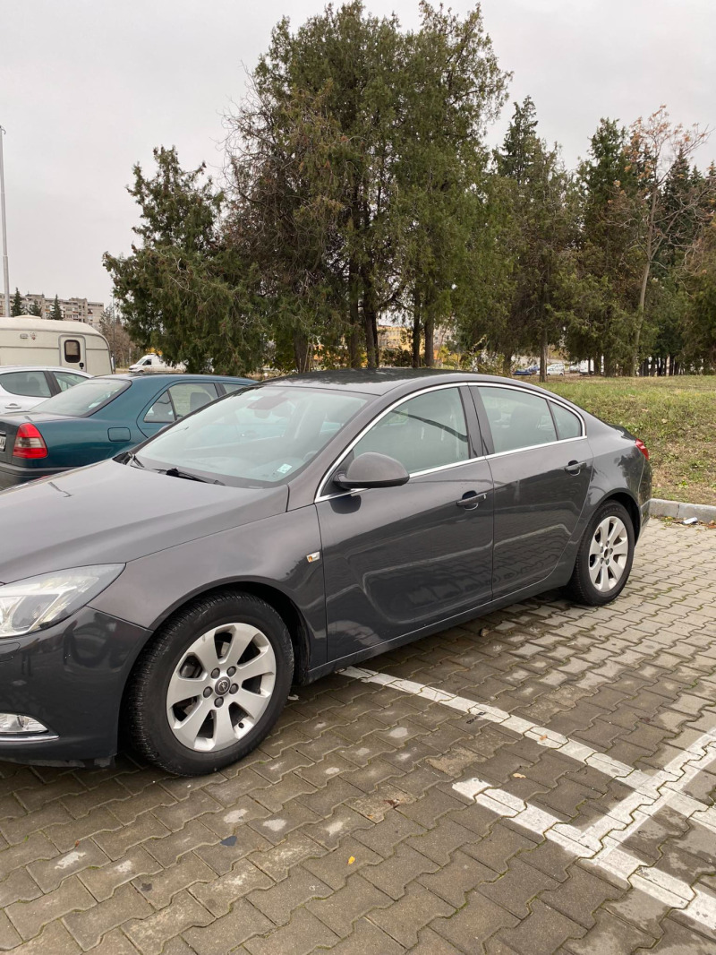 Opel Insignia, снимка 4 - Автомобили и джипове - 43440289
