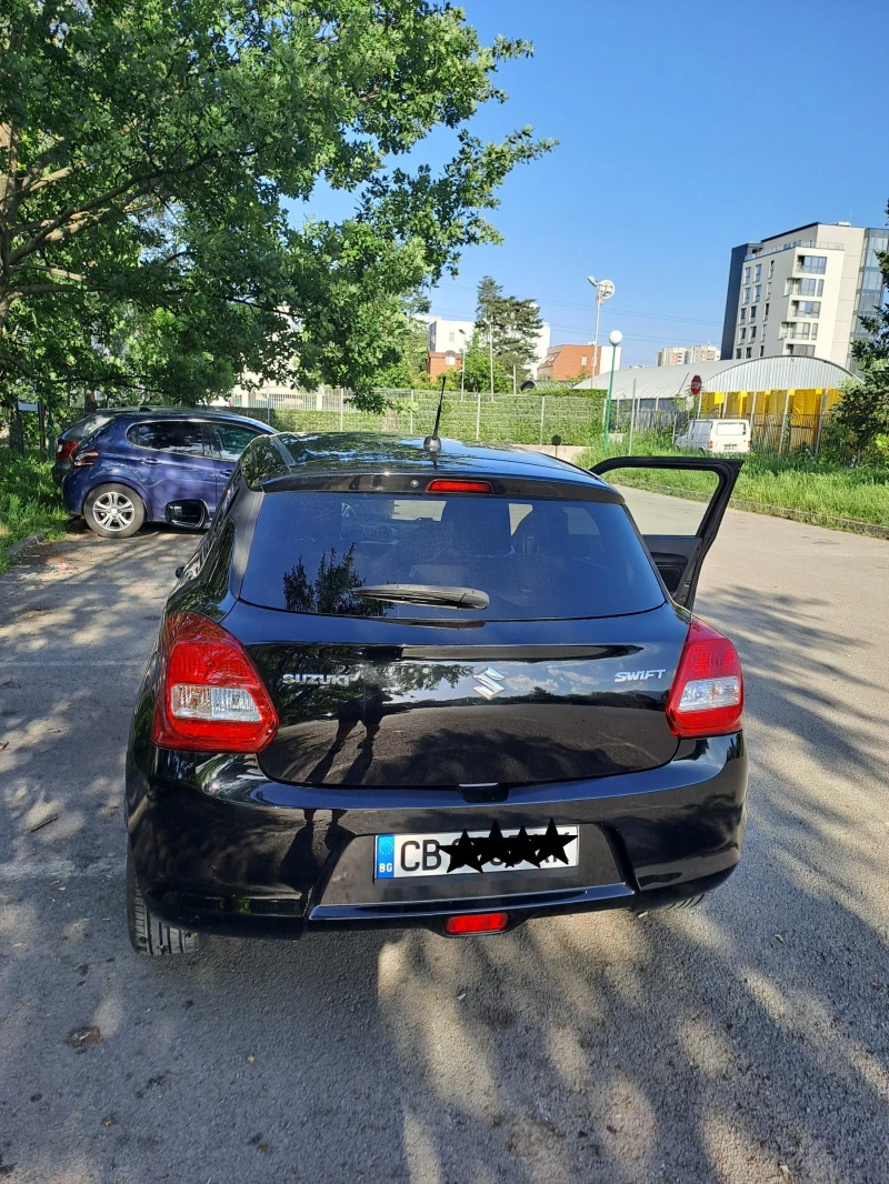 Suzuki Swift, снимка 4 - Автомобили и джипове - 47685904