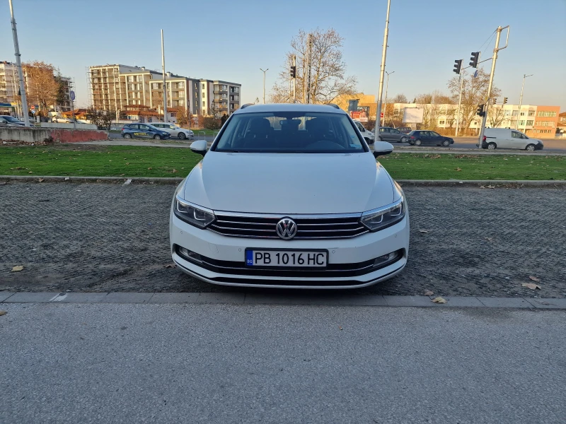 VW Passat, снимка 1 - Автомобили и джипове - 48417868