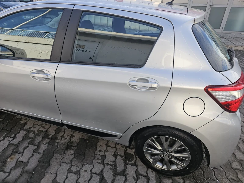 Toyota Yaris Спешно.Търся бърза продажба., снимка 11 - Автомобили и джипове - 48522247