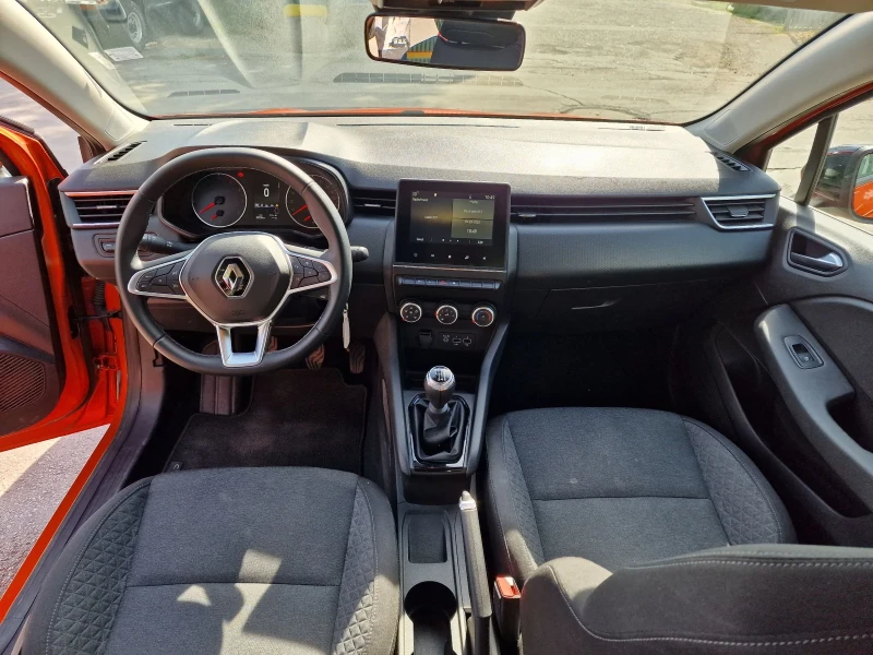 Renault Clio 1.0tce, снимка 13 - Автомобили и джипове - 52066792