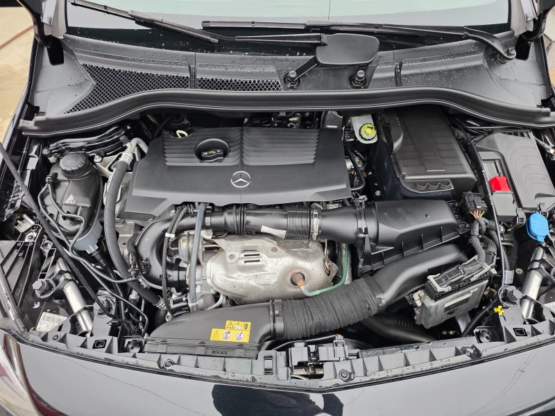 Mercedes-Benz B 200 156к.с -EURO 5b НАВИГАЦИЯ - ШВЕЙЦАРИЯ, снимка 17 - Автомобили и джипове - 52670474