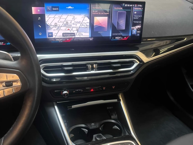 BMW 330 * xDrive * CARFAX * КАРПЛЕЙ * ПОДГРЕВИ, снимка 12 - Автомобили и джипове - 53344216