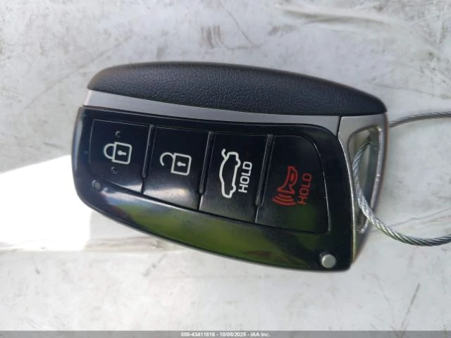 Hyundai Genesis * Идеален за газ* PANO* ОБДУХВАНЕ* CRUISE CONTROL* - изображение 10