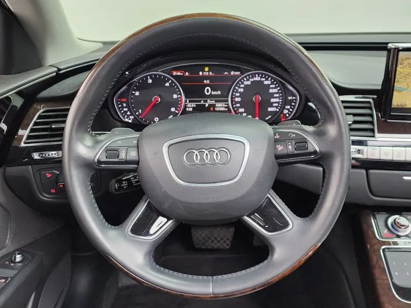 Audi A8 3.0 TDI Quattro, снимка 13 - Автомобили и джипове - 55096378