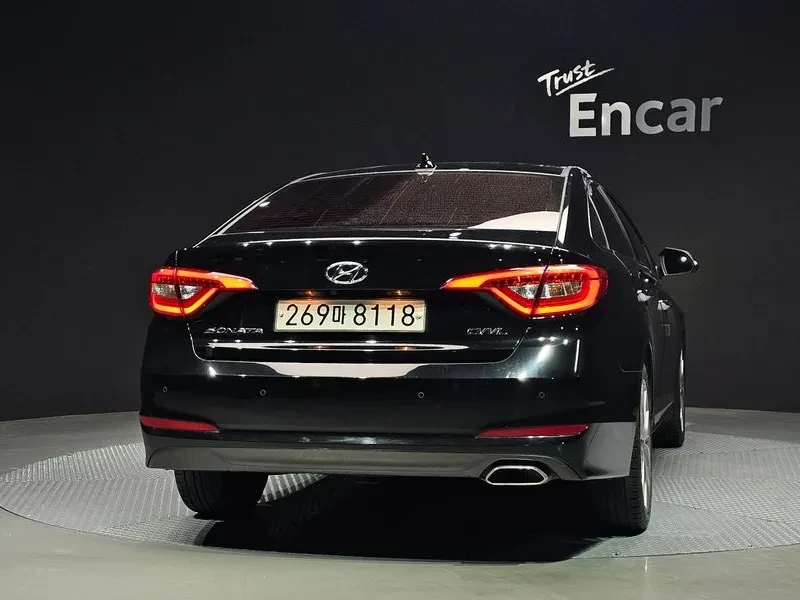 Hyundai Sonata 2.0 Smart, снимка 4 - Автомобили и джипове - 55176615