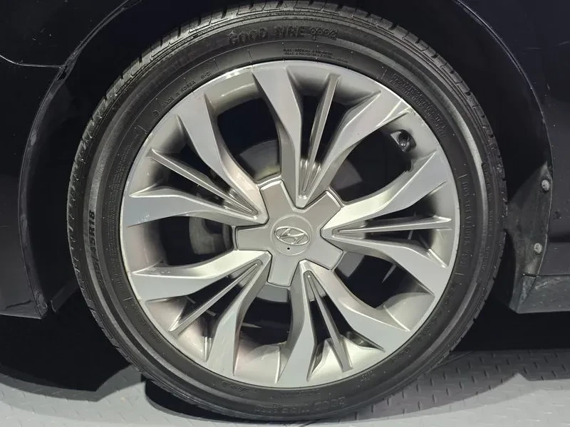 Hyundai Sonata 2.0 Smart, снимка 5 - Автомобили и джипове - 55176615