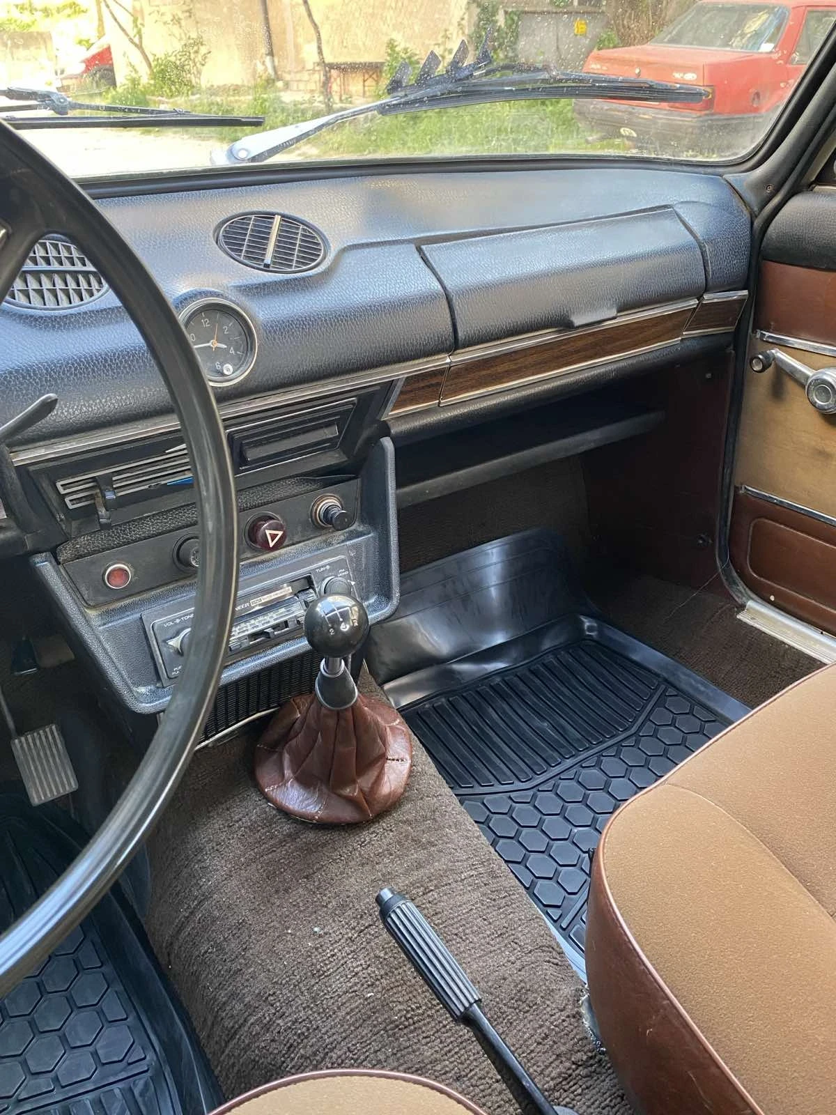 Lada 1600 1600 - изображение 8