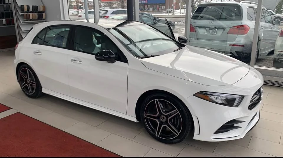 Mercedes-Benz A 250 * NIGHT EDITION* * PANORAMA* АвтоКредит(ЦЕНА ДО БГ - изображение 3