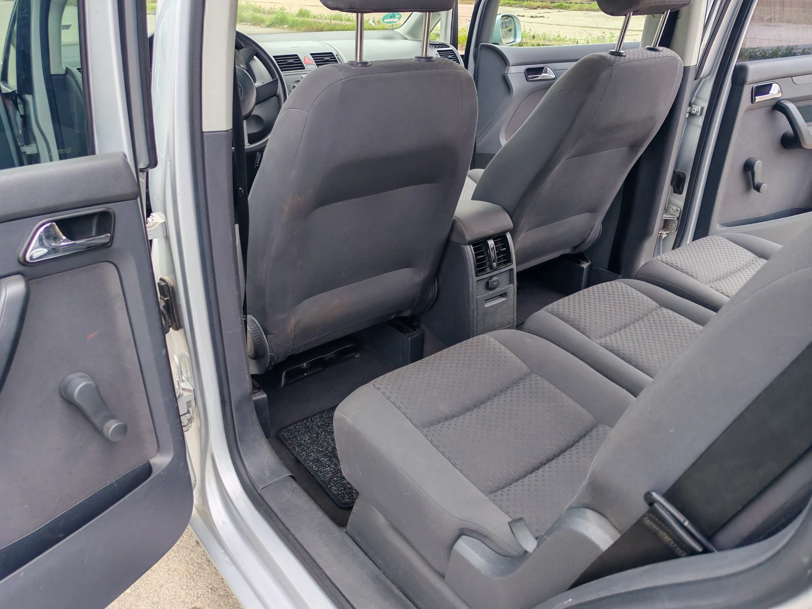 VW Touran 1.9 - изображение 10
