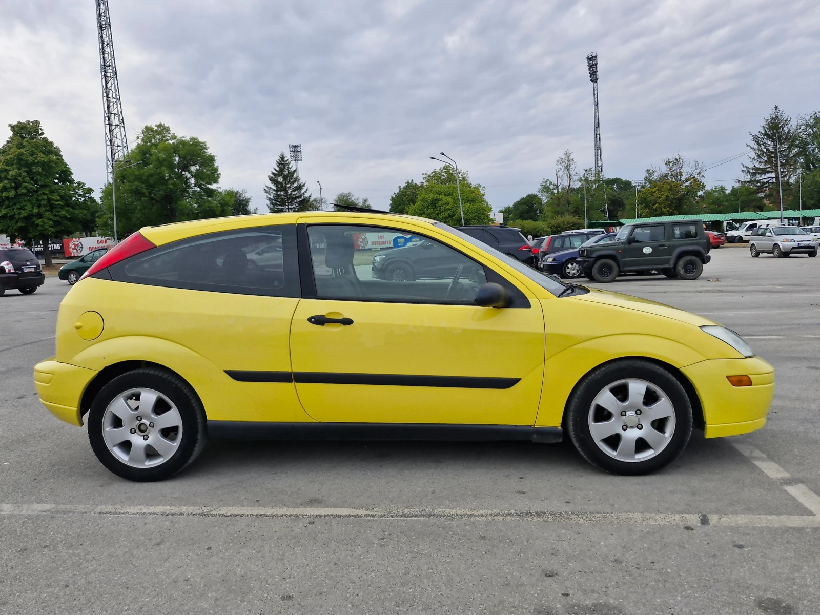 Ford Focus ZX3 2.0 Zetec - изображение 6