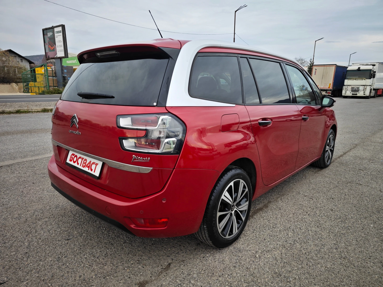 Citroen Grand C4 Picasso 1, 6 HDi Exclusive - изображение 5