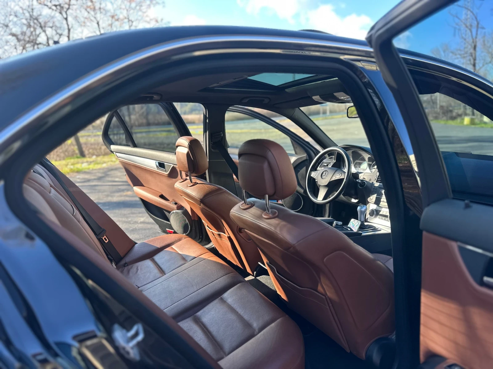 Mercedes-Benz C 350 AMG  - изображение 7