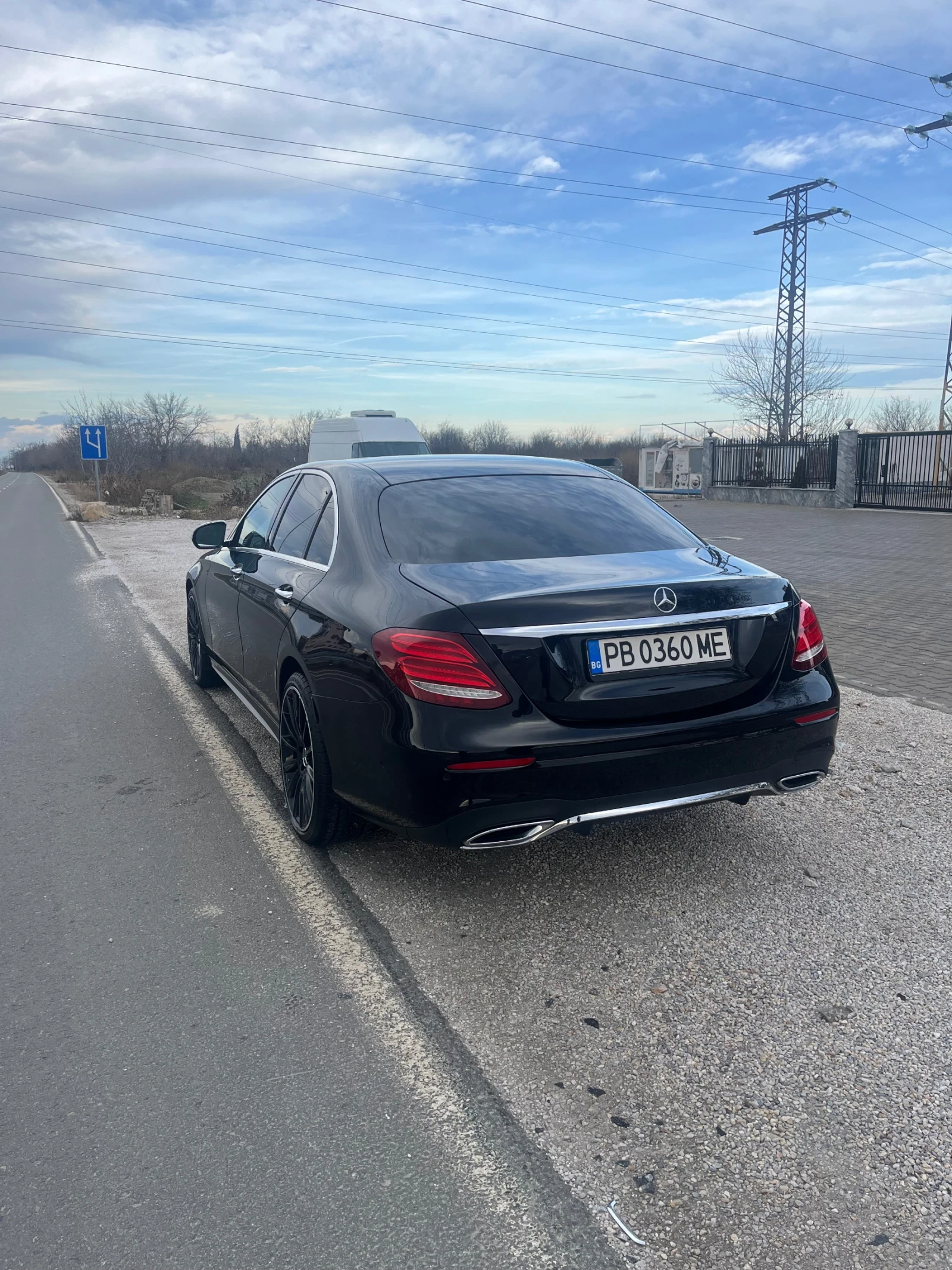 Mercedes-Benz E 350 Keyless/Burmester/Panorama/ - изображение 7