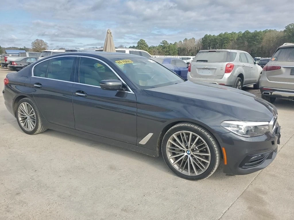 BMW 530 * I * CARFAX *  - изображение 4