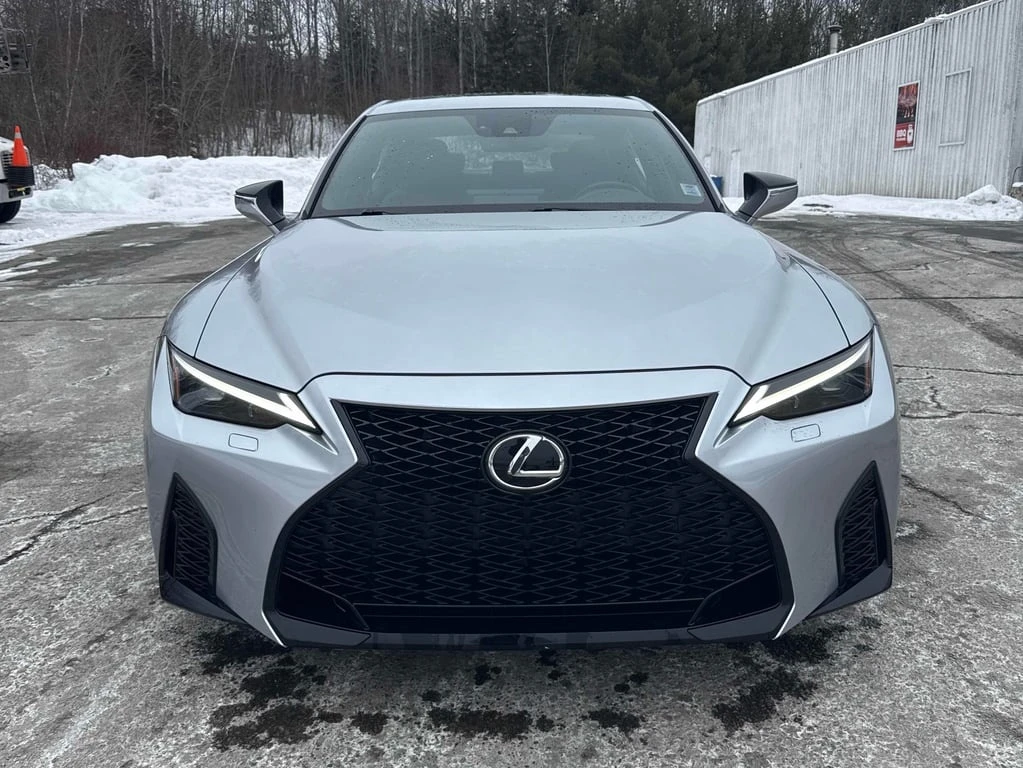 Lexus IS * 300 * CARFAX * БЕЗ ПЪРВОНАЧАЛНА ВНОСКА - изображение 6