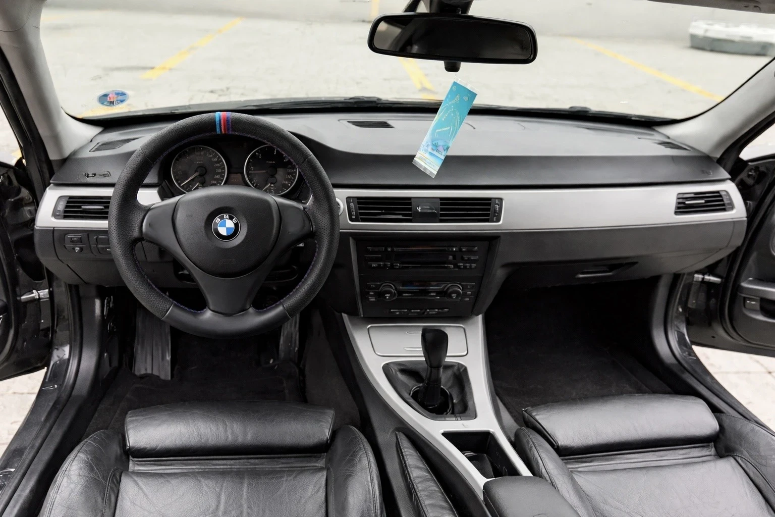 BMW 320 D 2007г 6-ск ТОП, снимка 10 - Автомобили и джипове - 53906365