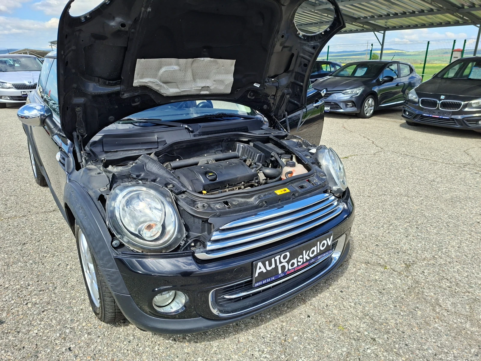 Mini One 1, 6i, снимка 15 - Автомобили и джипове - 54387832