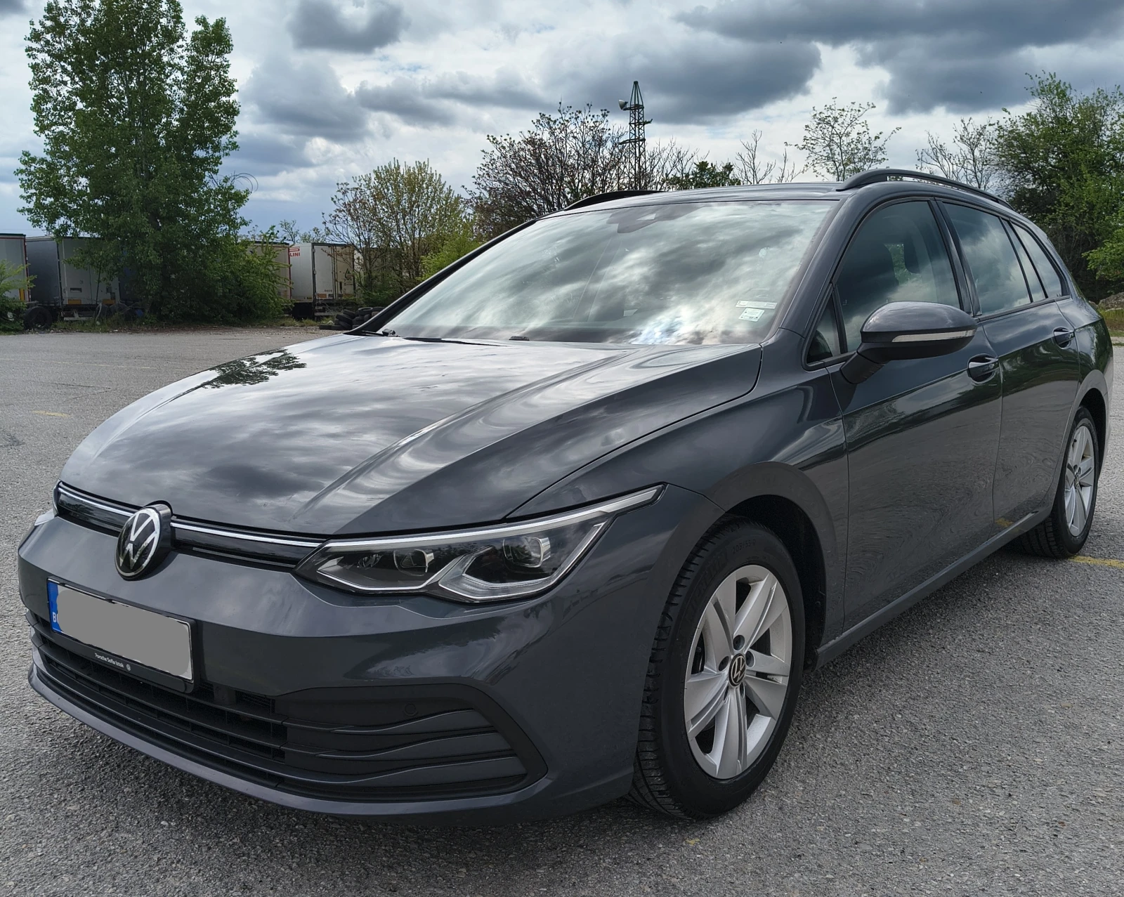 VW Golf Variant 1.5 eTSI / DSG /