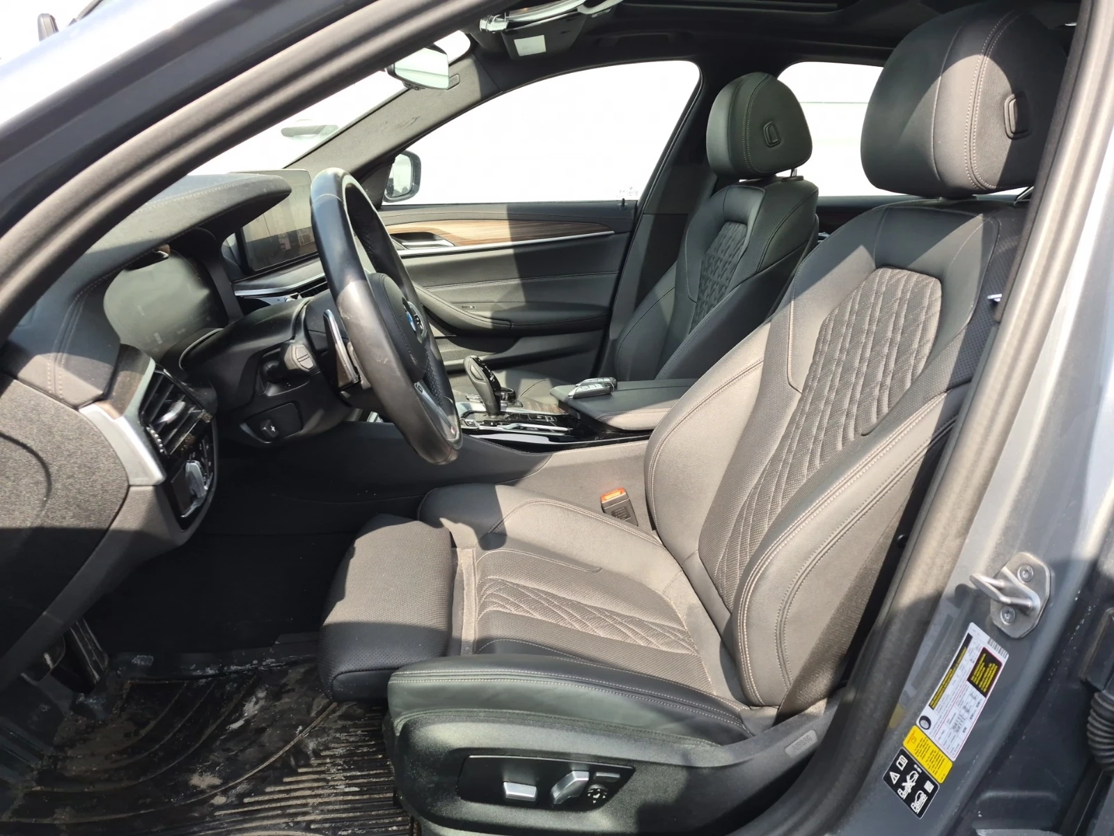 BMW 540 * * CARFAX * * АВТО КРЕДИТ * * Цена до БГ * * , снимка 7 - Автомобили и джипове - 54611684