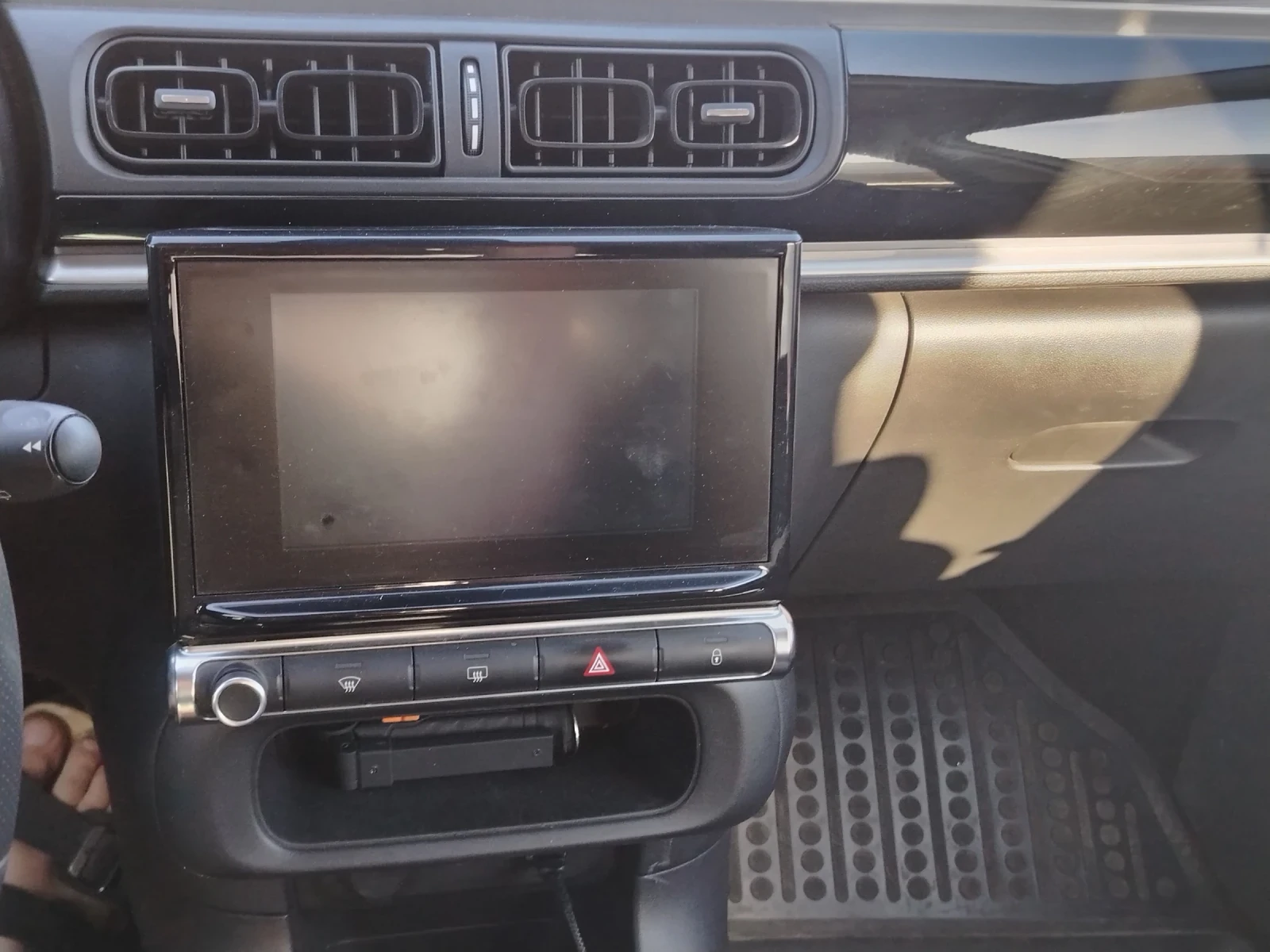 Citroen C3 1.2 PureTech, снимка 7 - Автомобили и джипове - 54722797