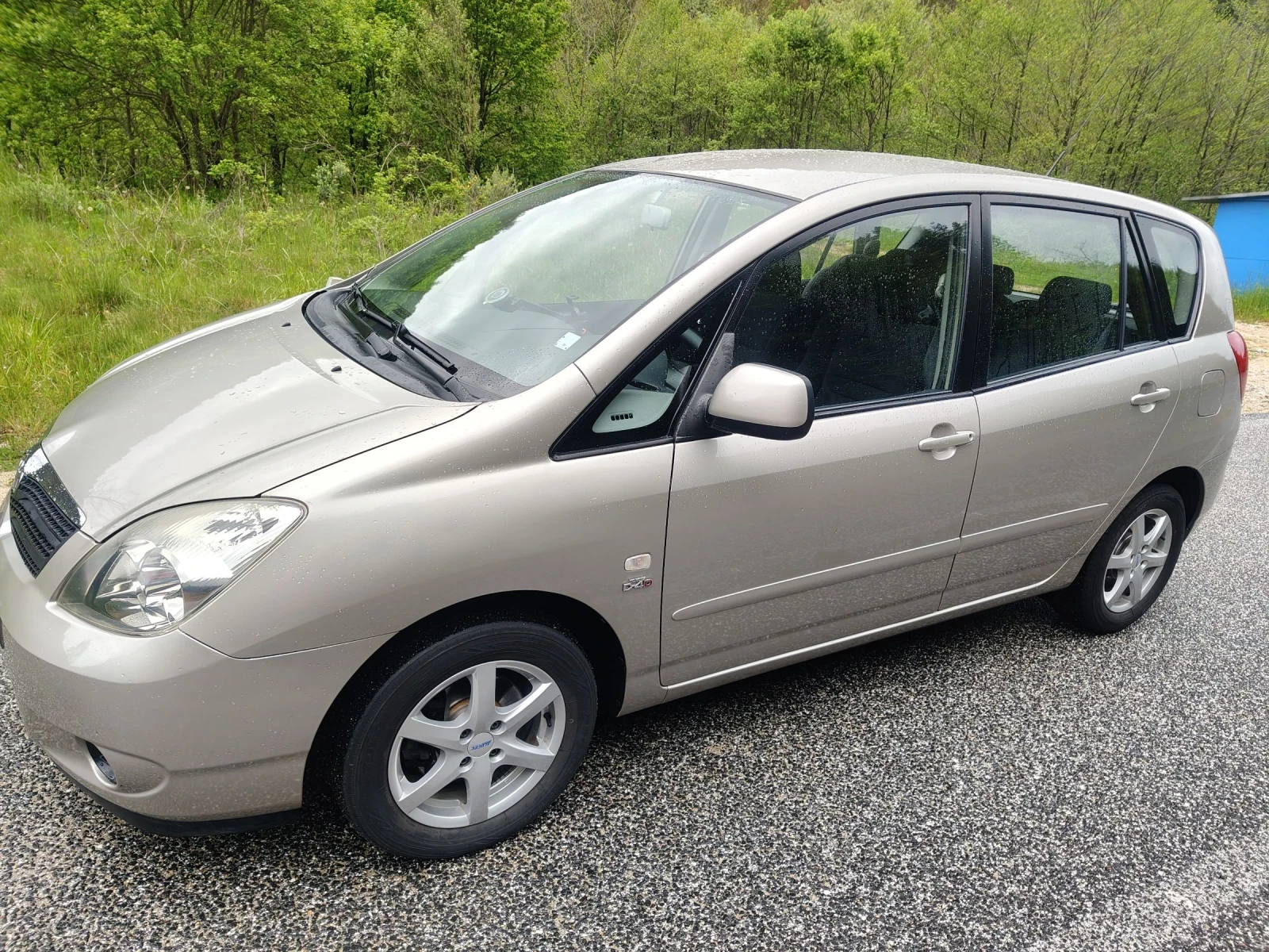 Toyota Corolla verso 2.0D4D