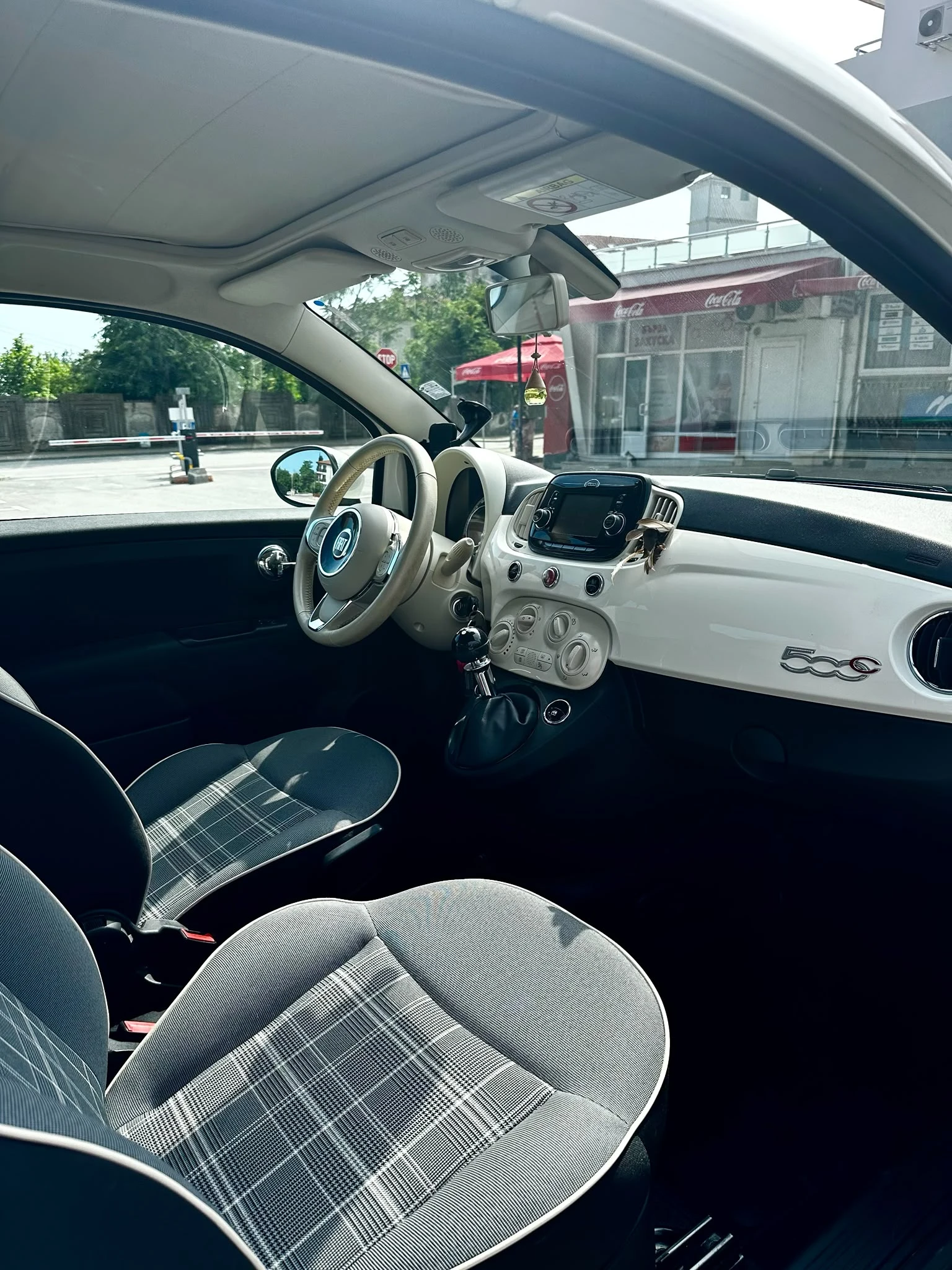 Fiat 500 C, снимка 11 - Автомобили и джипове - 54885895