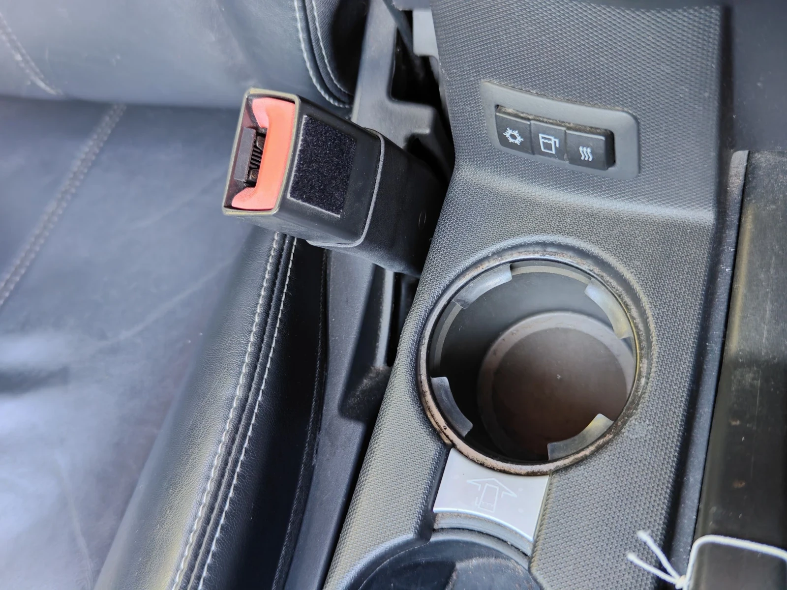 Chrysler Sebring 2.4vvti, снимка 9 - Автомобили и джипове - 54904810