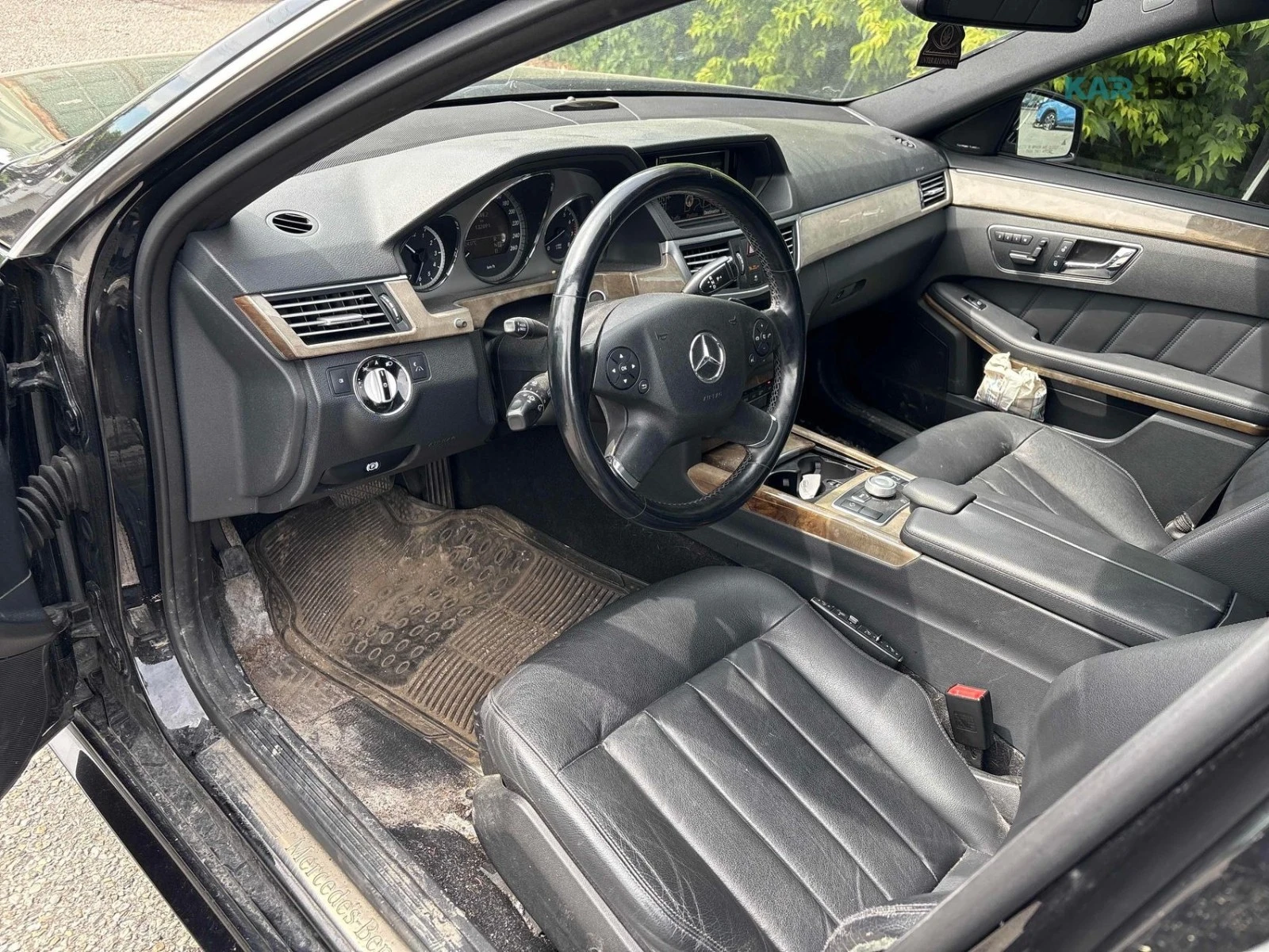 Mercedes-Benz E 500 4MATIC Автокредит Цена до България, снимка 6 - Автомобили и джипове - 55059564