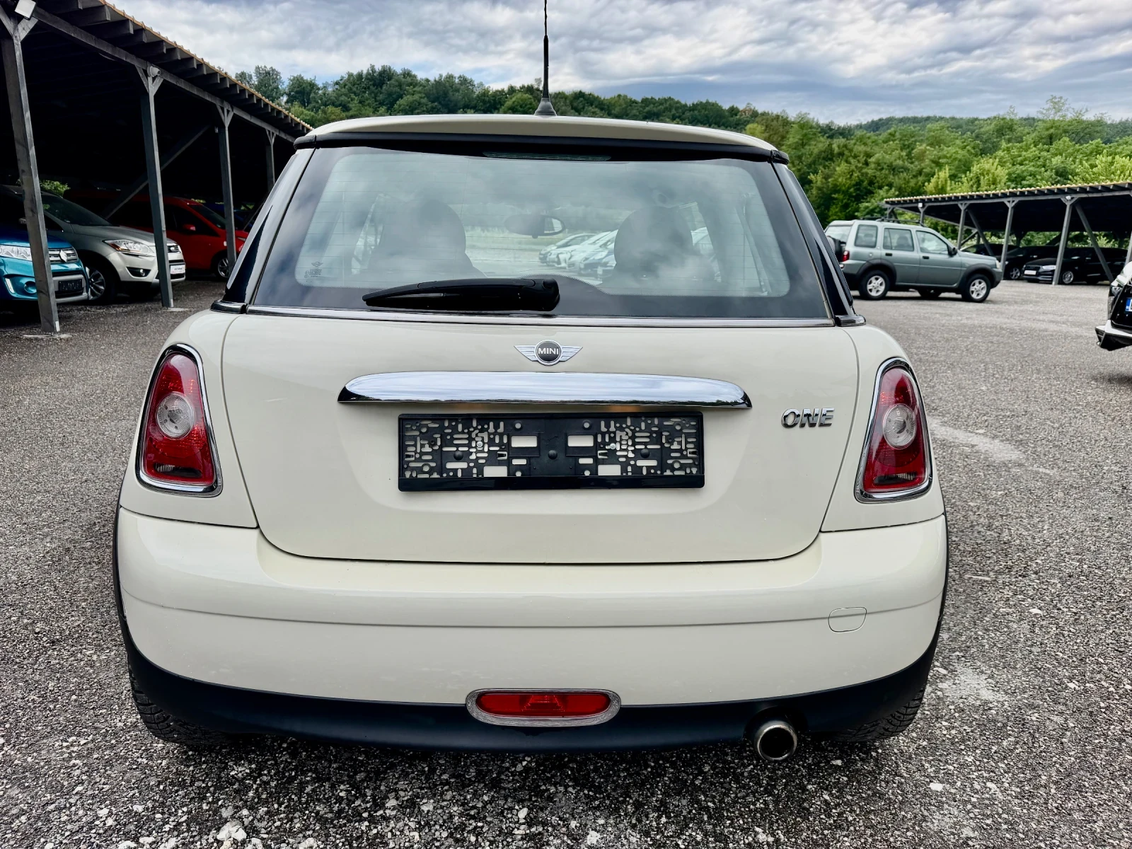 Mini Cooper ONE* 1.6* UNIKAT* REALNI KM* , снимка 5 - Автомобили и джипове - 55387964