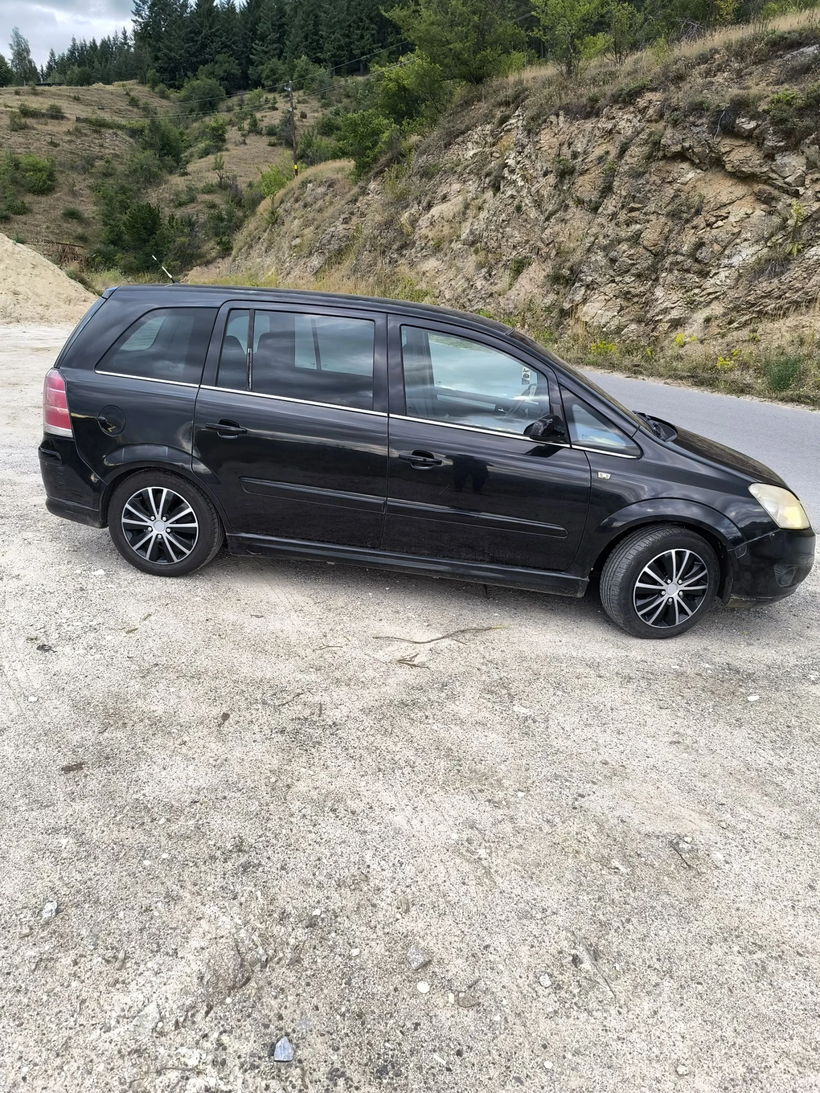 Opel Zafira 1.6 Gaz 6+ 1 , снимка 5 - Автомобили и джипове - 55397174
