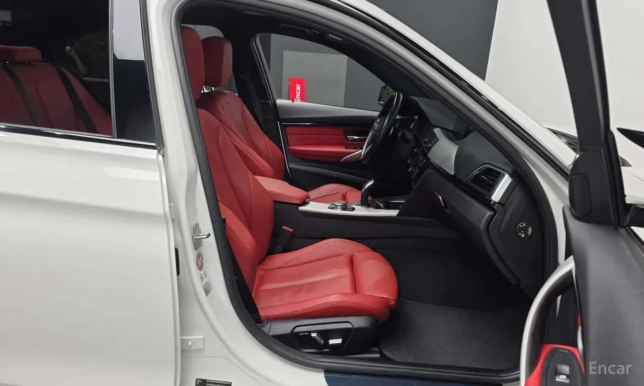 BMW 330 * 330i M Sport * ЦЕНА ДО БГ, снимка 5 - Автомобили и джипове - 55577922