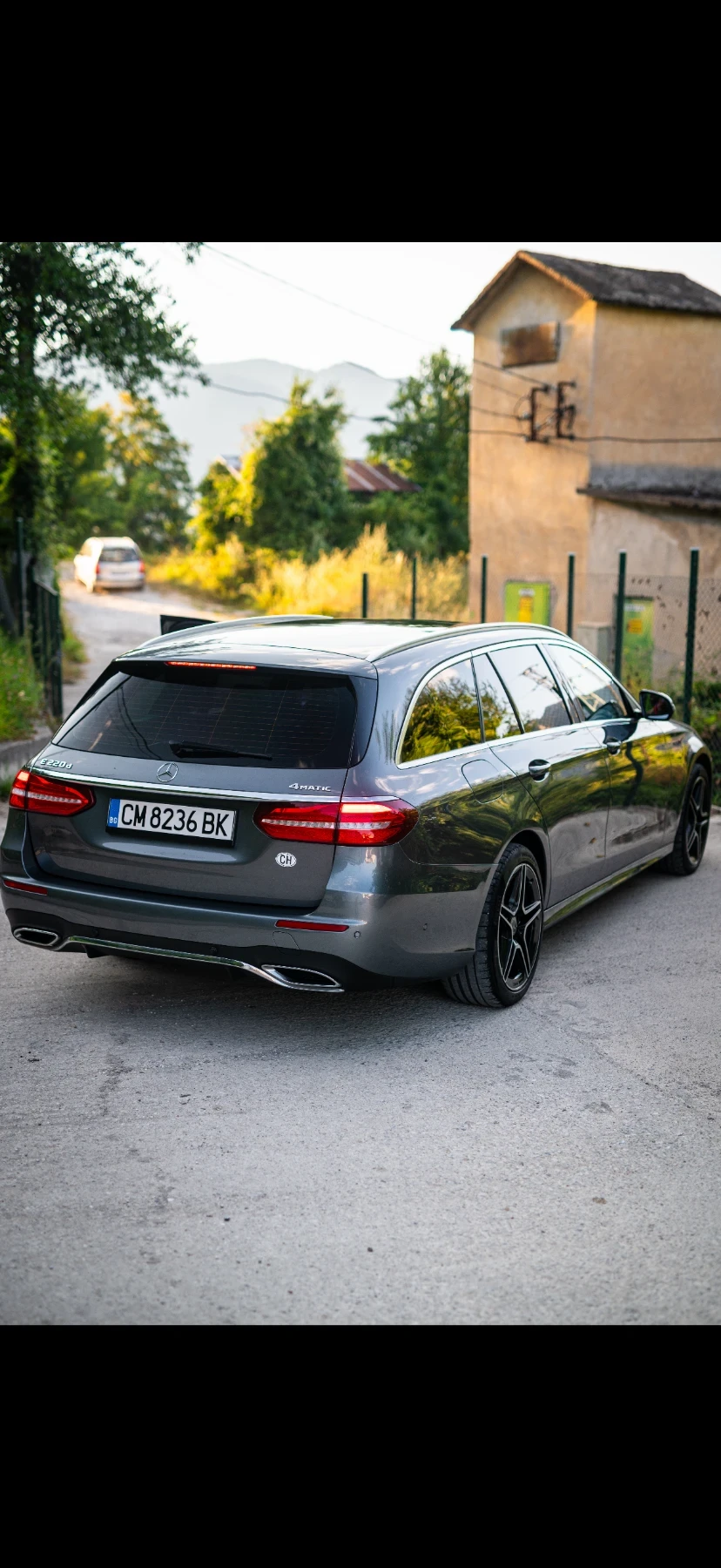 Mercedes-Benz E 220, снимка 14 - Автомобили и джипове - 55631370