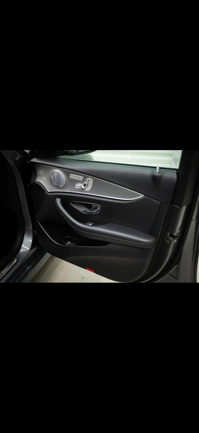 Mercedes-Benz E 220, снимка 9 - Автомобили и джипове - 55631370