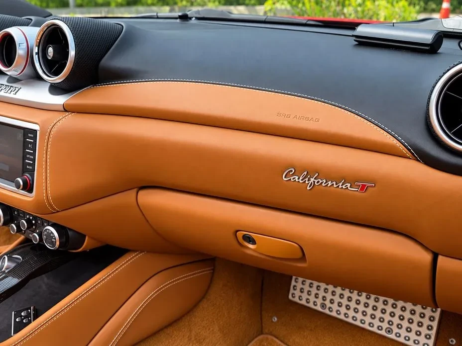Ferrari California T 3.9 V8, снимка 14 - Автомобили и джипове - 56088243